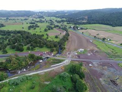 A picture containing grass, mountain, outdoor, nature

Description automatically generated